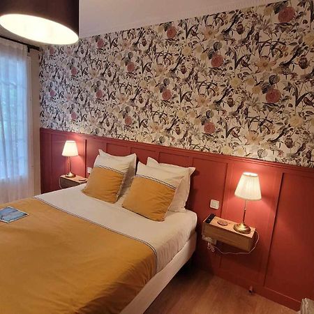 Bed and Breakfast A L'Ombre De La Treille -Proche Saint-Emilion Esterno foto