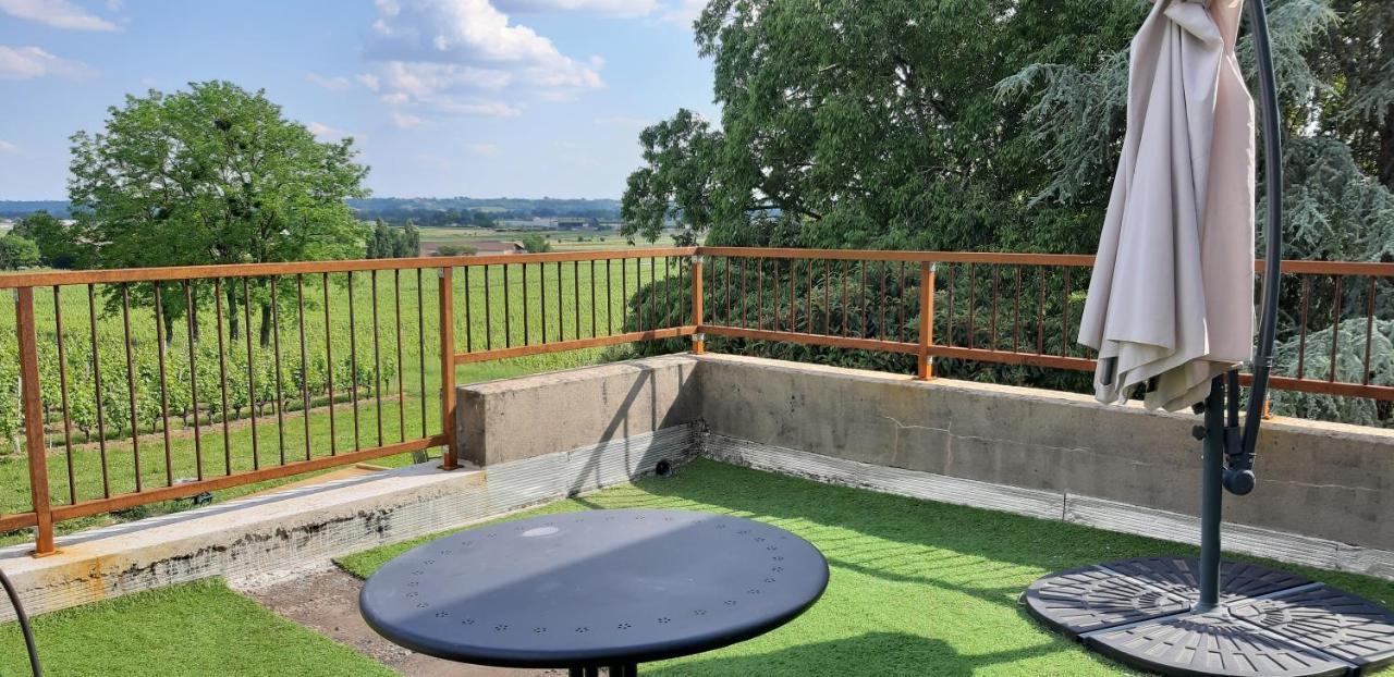 Bed and Breakfast A L'Ombre De La Treille -Proche Saint-Emilion Esterno foto