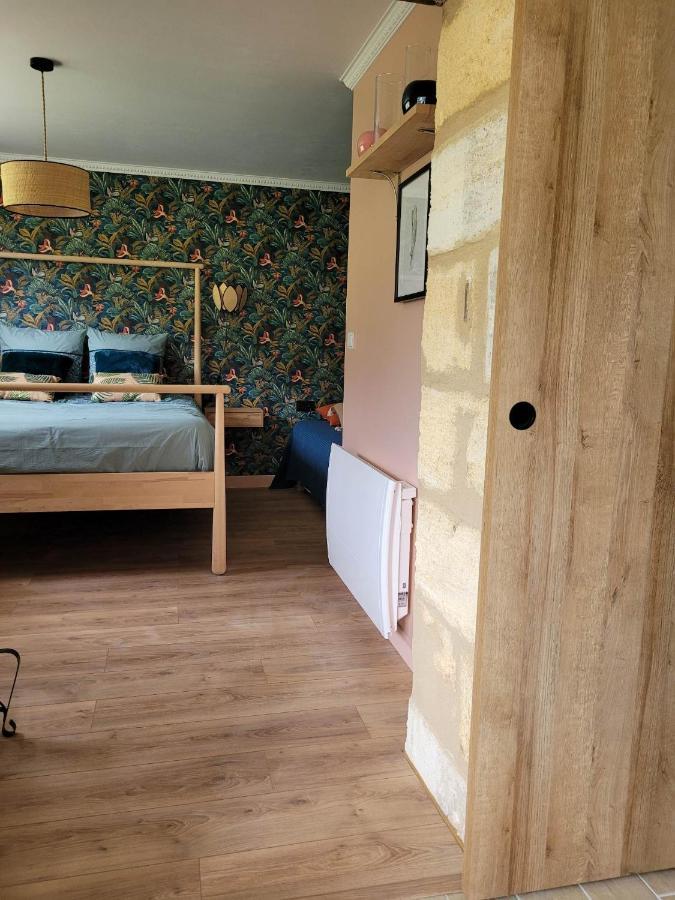 Bed and Breakfast A L'Ombre De La Treille -Proche Saint-Emilion Esterno foto