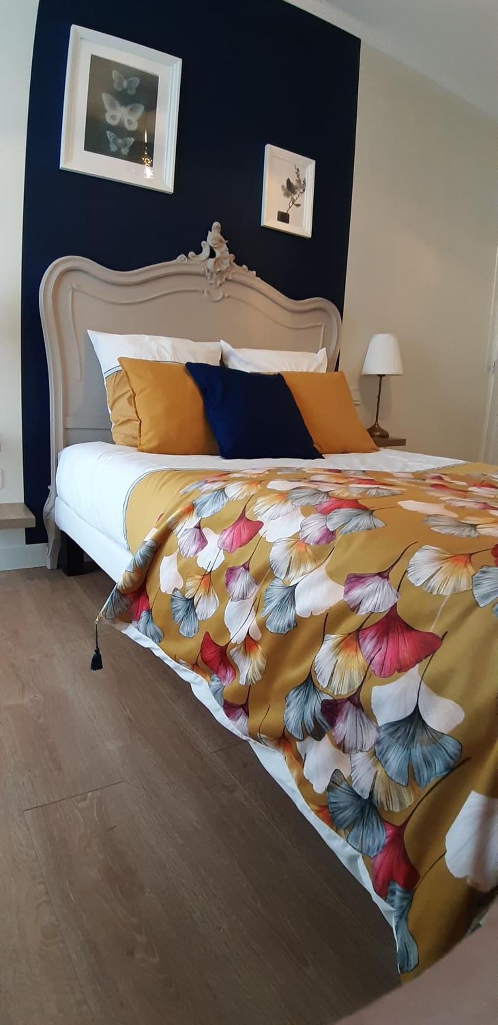 Bed and Breakfast A L'Ombre De La Treille -Proche Saint-Emilion Camera foto